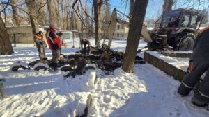 Енергетики з Жовтих Вод відновлюють світло у Дніпрі