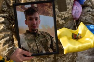 У Нікополі попрощались з військовим, який довго вважався зниклим