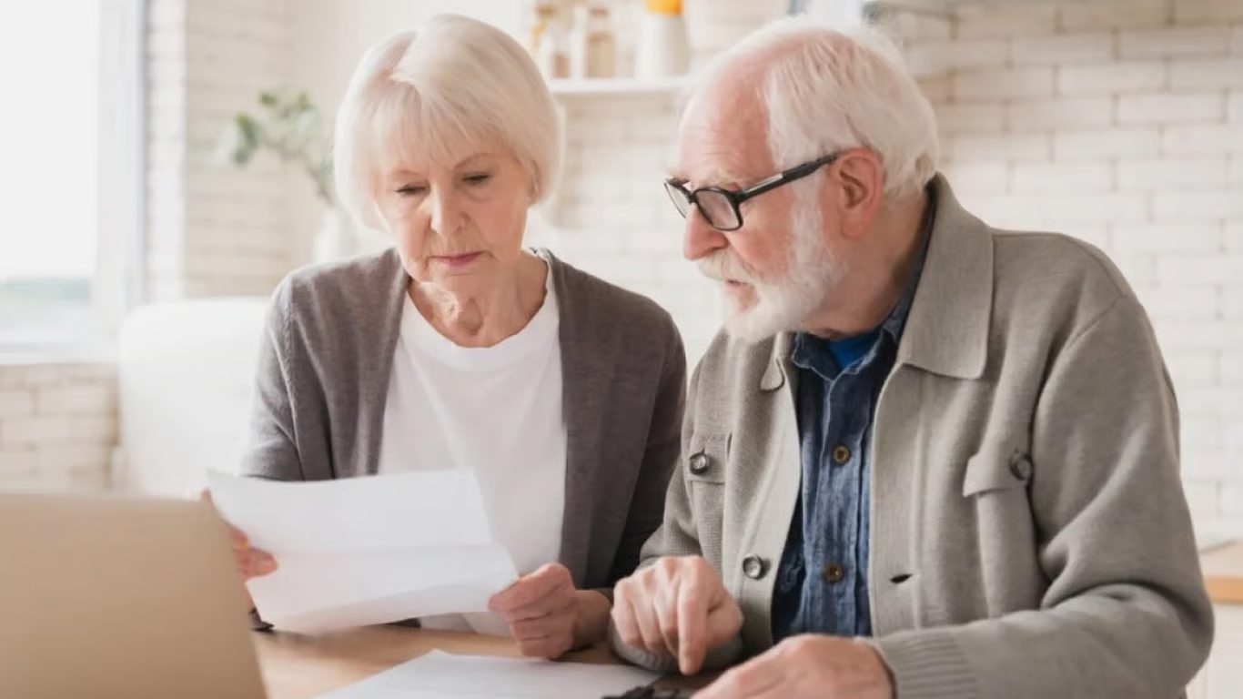 Як отримати довідку про доходи пенсіонера онлайн: кроки та поради