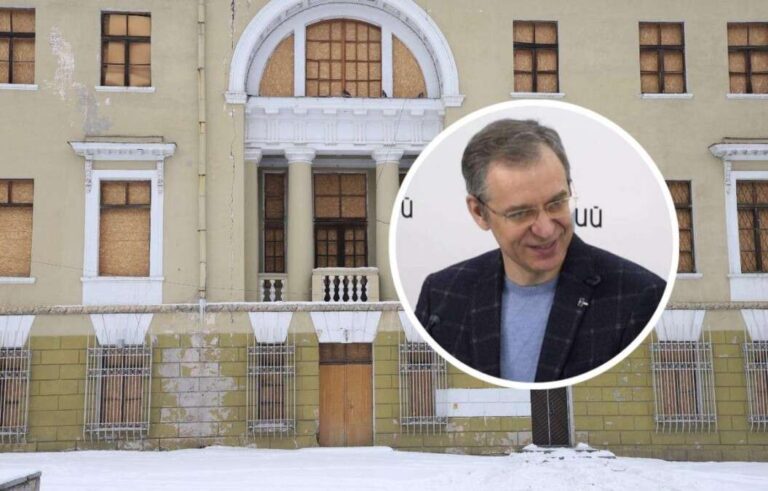 Палац студентів ДНУ далі занепадає після обстрілу, під стінами живуть безхатченки, а ректор Оковитий відмовчується на запити ЗМІ