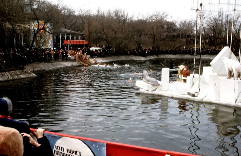 Дніпряни відновлюють історичні зустрічі в парку Глоби