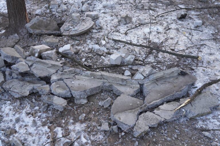 Ракетний удар у Дніпрі: пошкоджено котельню та будинки