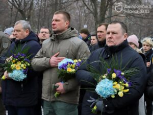 У Дніпрі вшанували пам’ять захисників до Дня Соборності України