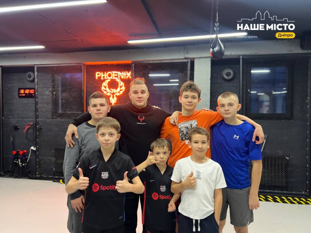 Боксер Марк Шумакер: від спорту до допомоги дітям Маріуполя