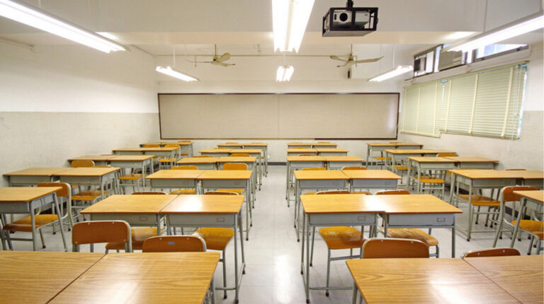 Вибух у ліцеї Дніпра: подробиці інциденту