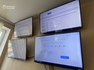 Для комфорту містян: у Дніпрі цифровізують розклади транспорту