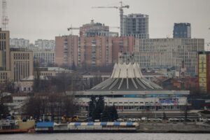 Ніч на Дніпро прийшла з повітряною тривогою