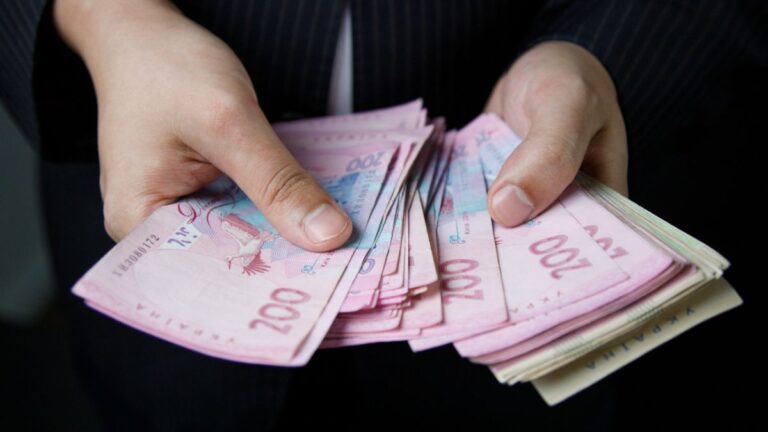 Квітнева допомога 1500 грн: хто з мешканців Дніпра отримає виплату