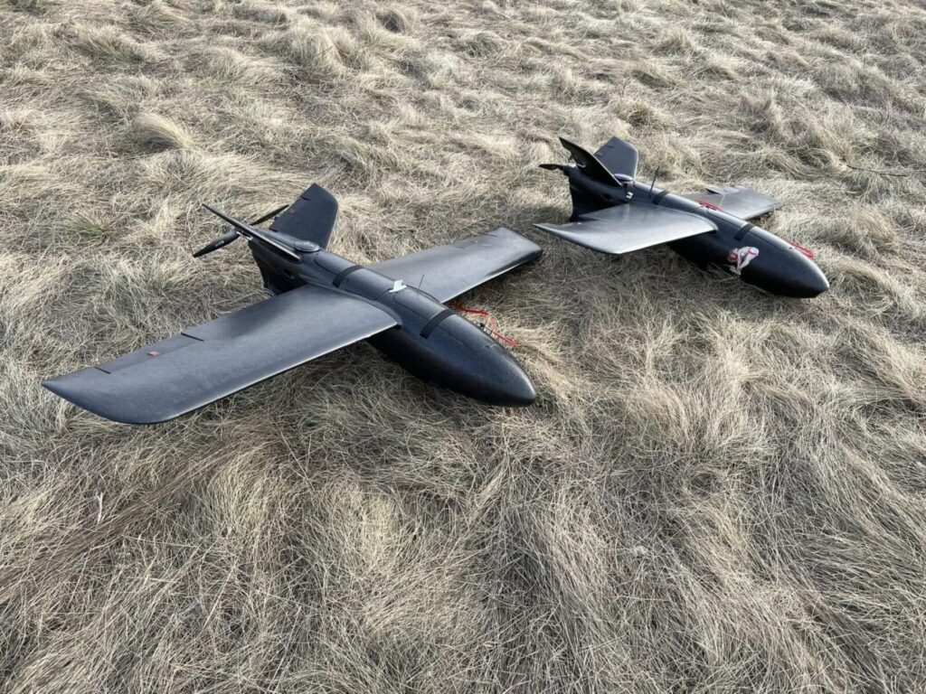 Волонтери з Дніпра передали військовим новітні БпЛА “Чаклун”