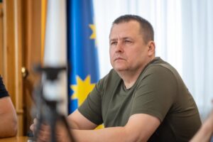 У Дніпрі розкрили схему фіктивного працевлаштування блогера для уникнення мобілізації