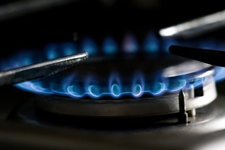 Переоформлення особового рахунку у “Газмережі”: інструкція для дніпрян