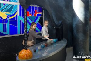 Нові космічні програми у планетарії Дніпра в березні