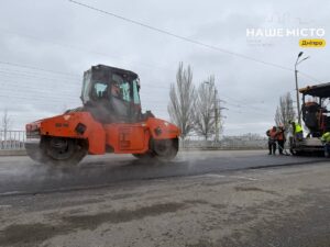 Покращення стану доріг у Дніпрі: тривають активні ремонти