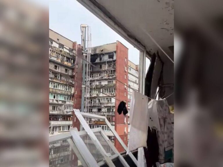 У Дніпрі внаслідок ворожої атаки пошкоджено квартиру журналістки 5-го каналу