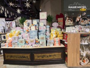 У Дніпрі продають паски до Великодня за ціною до 5000 грн