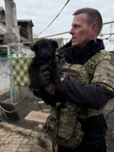 Зооволонтери рятують тварин із зони бойових дій на Дніпропетровщині