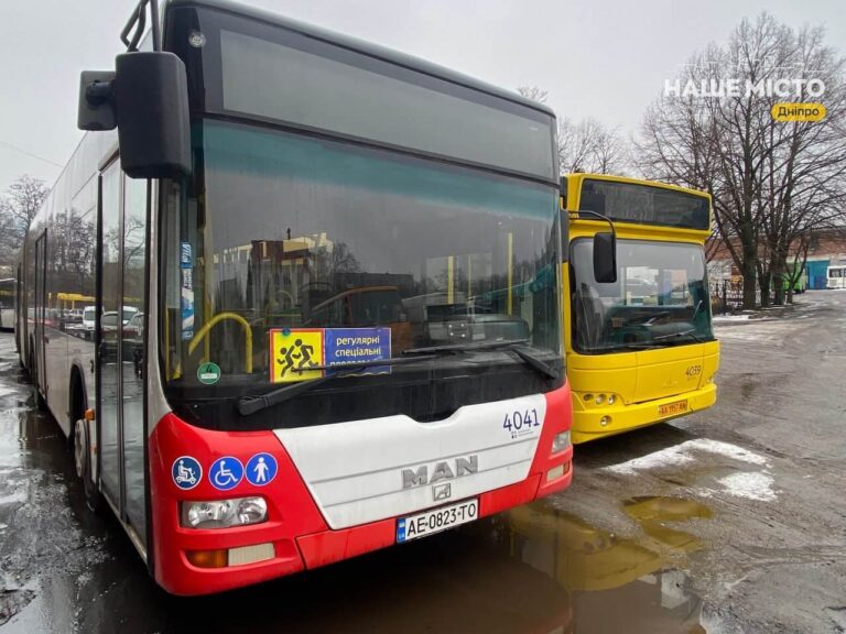 Зміни у русі транспорту в Дніпрі через ремонт трамвайної колії