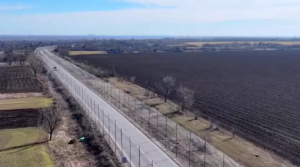 На Дніпропетровщині обладнали 42 км дороги антидроновим захистом