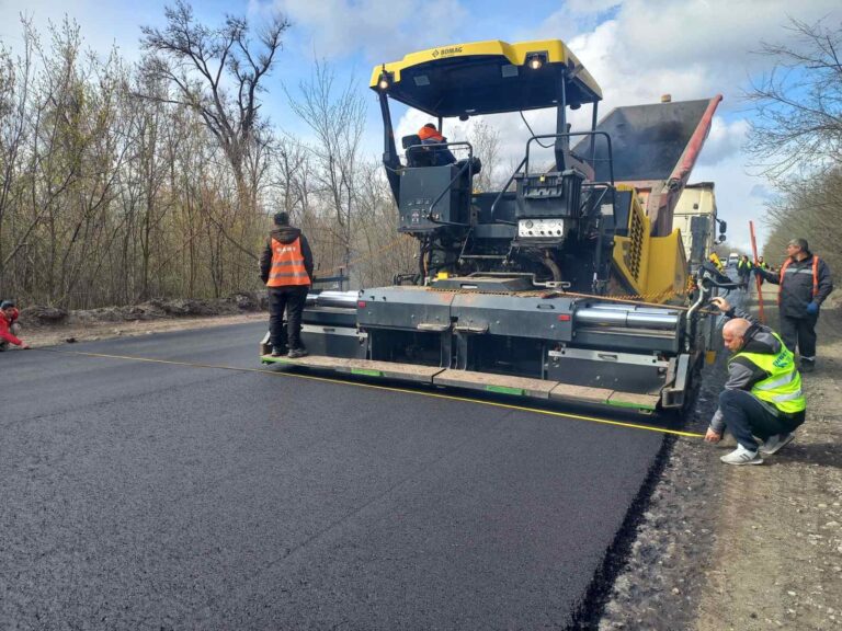 У Дніпропетровській області додали два нові напрямки ремонту доріг