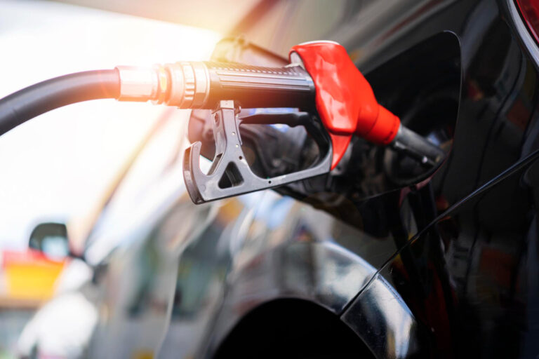 Кешбек до 1000 грн за пальне: як отримати компенсацію в Україні