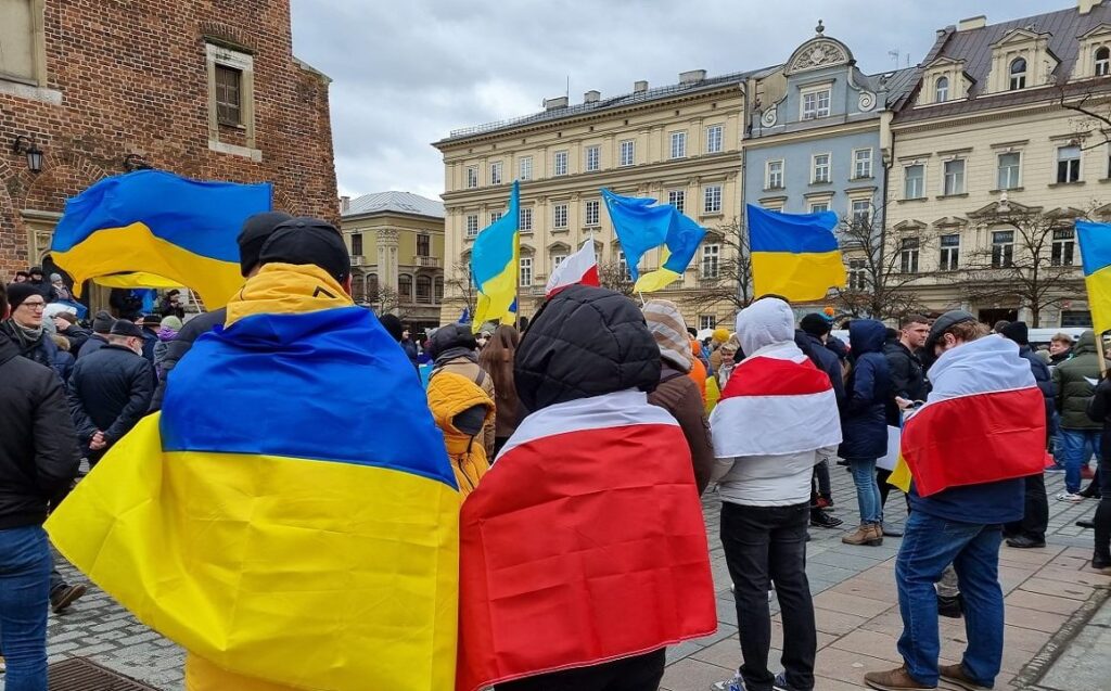 Українці в Польщі ризикують втратити право на проживання через ідентифікацію