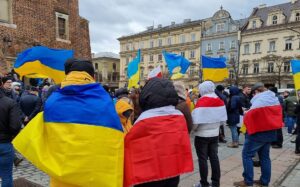 Українці в Польщі ризикують втратити право на проживання через ідентифікацію