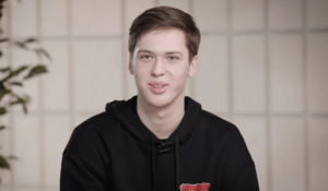 Прокуратура розпочала розслідування щодо фіктивного бронювання блогера Лаченкова