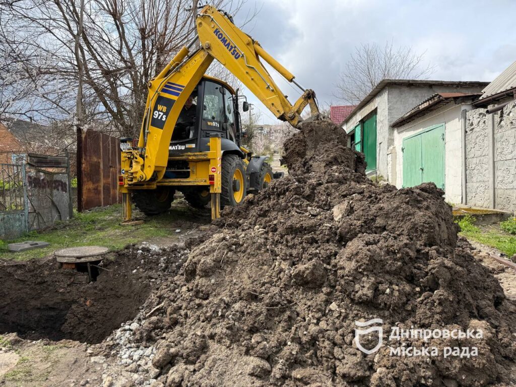 Відновлення водопостачання у Дніпрі: як працюють аварійні служби