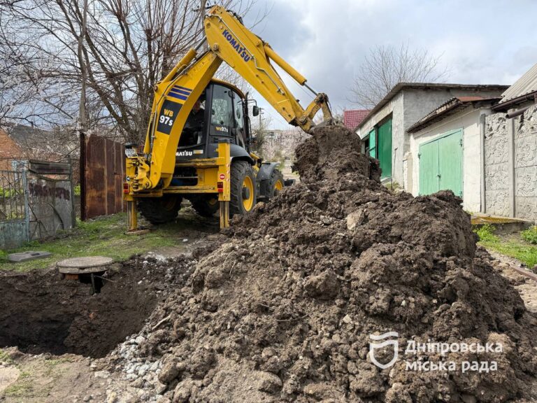 Відновлення водопостачання у Дніпрі: як працюють аварійні служби