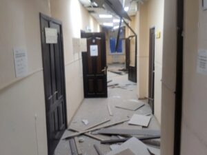 Пошкоджено центр обслуговування ДТЕК у Дніпрі після дронової атаки