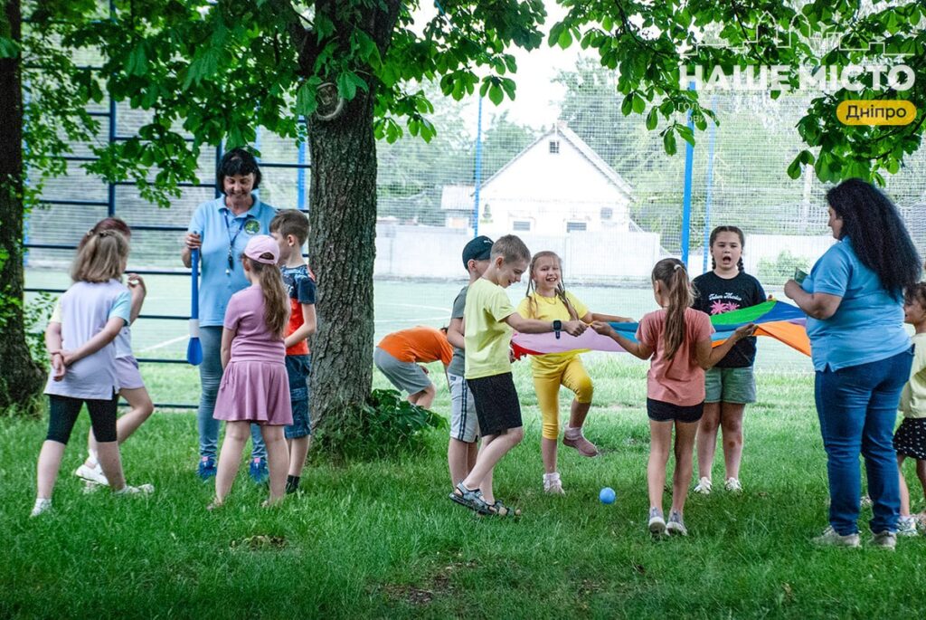 Коли в Дніпрі завершиться навчальний рік 2025/2026