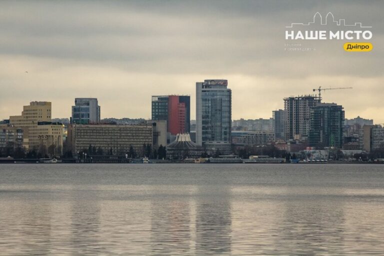 1505 доба війни: комунальні служби Дніпра працюють в посиленому режимі