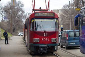 У Дніпрі 2 квітня змінять маршрути громадського транспорту через ремонти