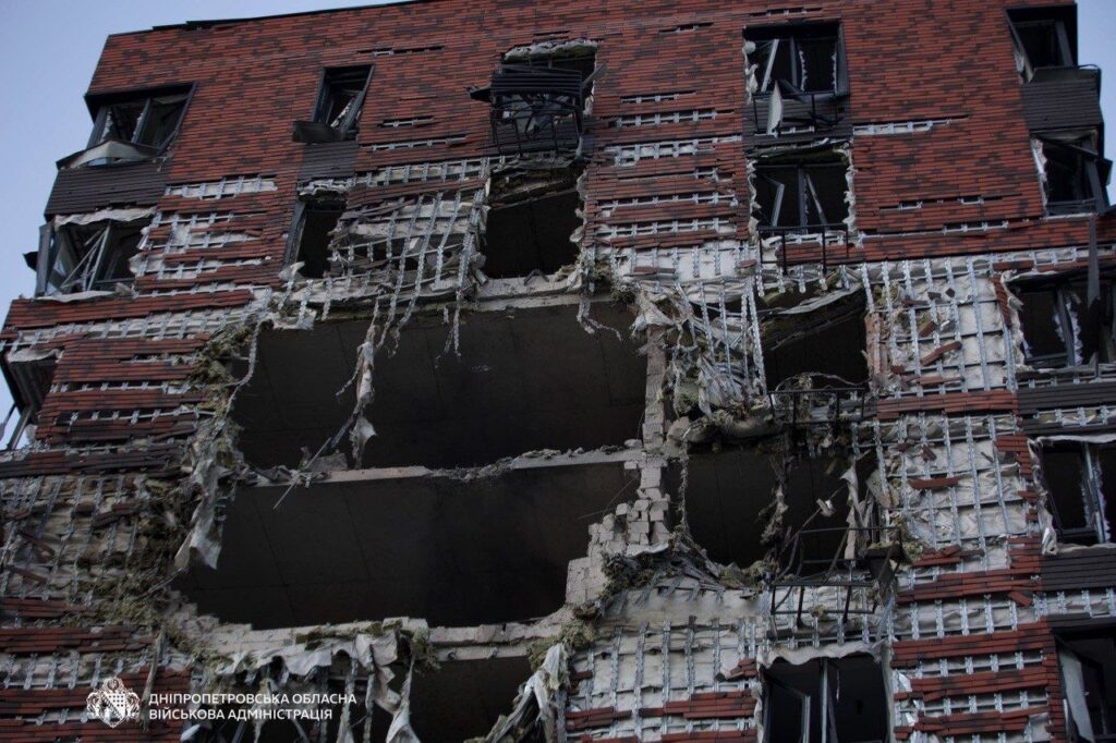 У Дніпрі зросла кількість поранених після ранкової атаки