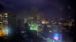 Ввечері у Дніпрі сталася пожежа після ворожої атаки
