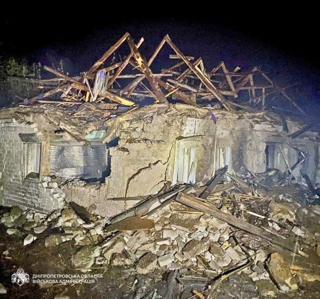 Росія здійснила майже 10 атак на райони Дніпропетровщини: четверо поранених