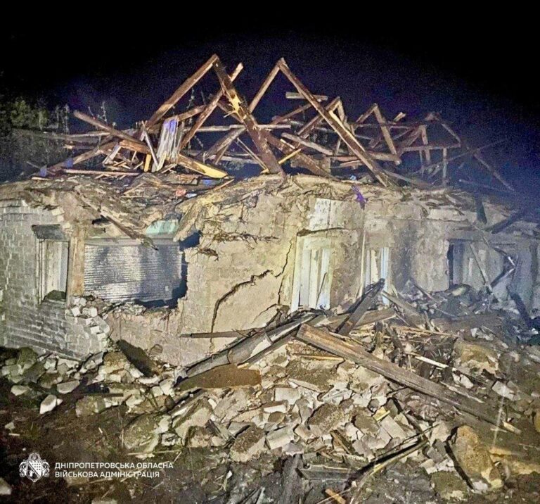 Росія здійснила майже 10 атак на райони Дніпропетровщини: четверо поранених