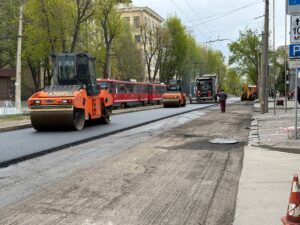 У Дніпрі ремонтують проспект Науки, оновлюють 6 тисяч м² дорожнього покриття