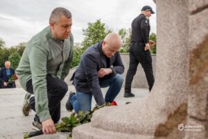 Дніпро вшанував жертв політичних репресій 17 травня