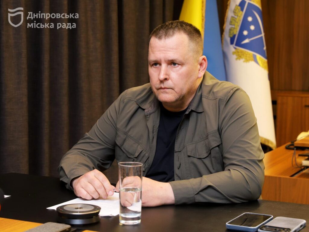 Мер Дніпра Борис Філатов жорстко відповів нардепам, які просувають законопроєкт про заборону знесення ларьків (відео)