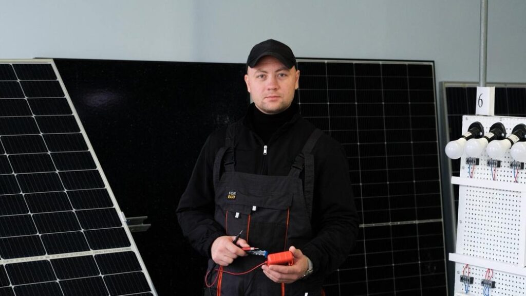 Десантник з Дніпра став майстром монтажу сонячних систем
