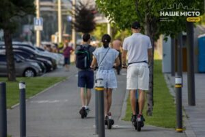 Регулювання використання електросамокатів в Україні: що зміниться