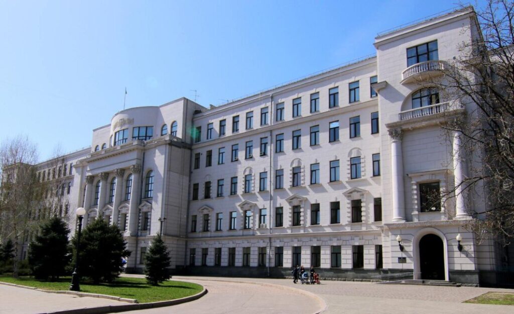 Обурення ветеранської спільноти почув голова Дніпропетровської облради Лукашук: воїни прийдуть на сесію 6 травня, аби поставити жорсткі питання Краснову-молодшому