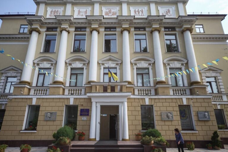 Коли в Україні завершиться навчальний рік у 2026 році