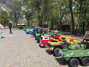 У Дніпрі перевіряють атракціони перед літнім сезоном
