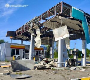 Ворог обстріляв два райони Дніпропетровщини: 1 загиблий, 9 поранених