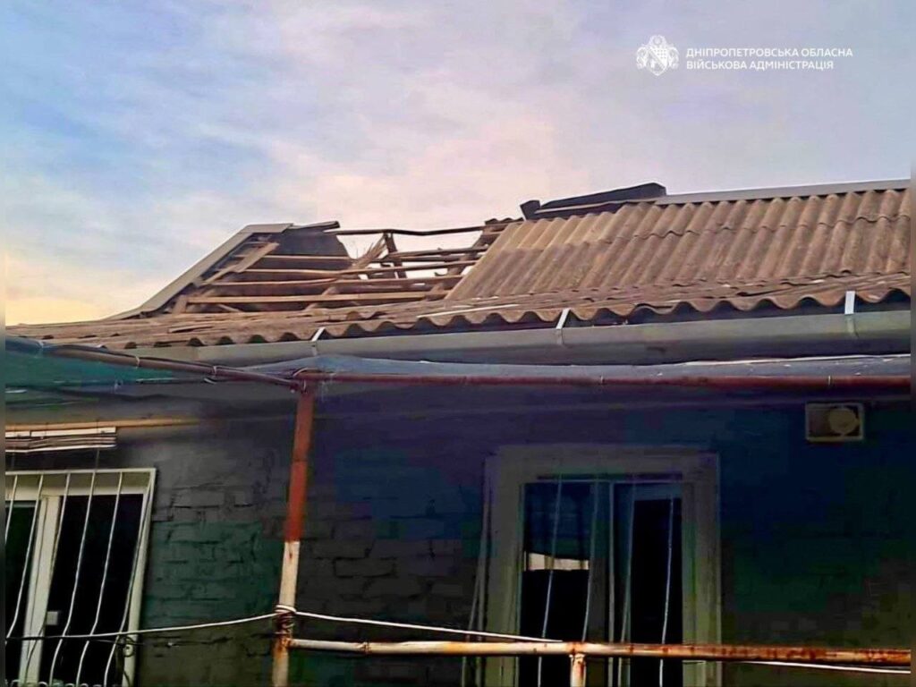 Ворог атакував три райони Дніпропетровщини: одна людина поранена
