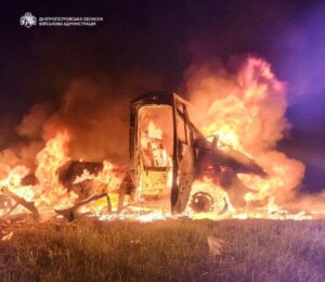 Майже 20 атак на райони Дніпропетровщини: поранені шестеро осіб