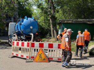 У Дніпрі оновлюють пожежні гідранти та ремонтують водомережі