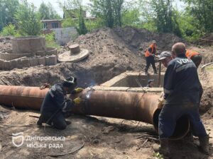 У Дніпрі достроково завершили перший етап ремонту головного водогону